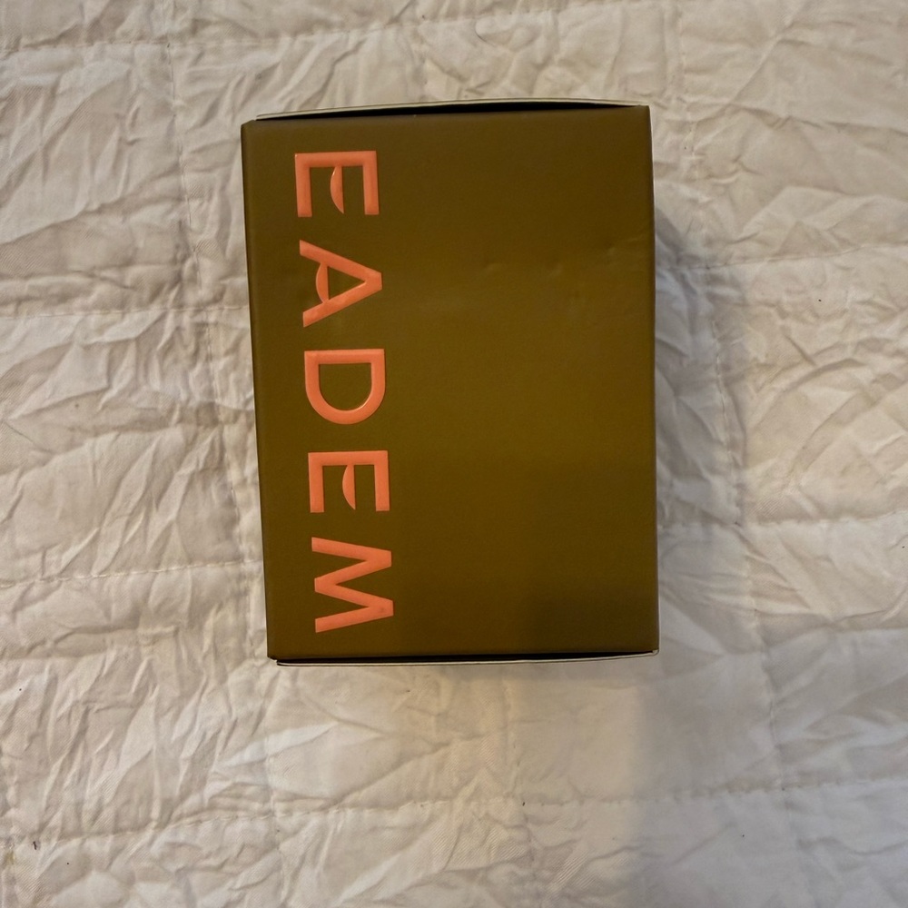 Eadem Cloud Cushion Airy Brightening Moosturizer